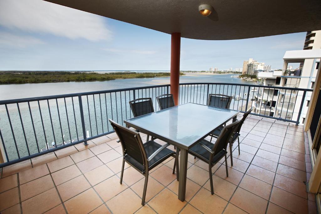 On The River Apartments Maroochydore Phòng bức ảnh