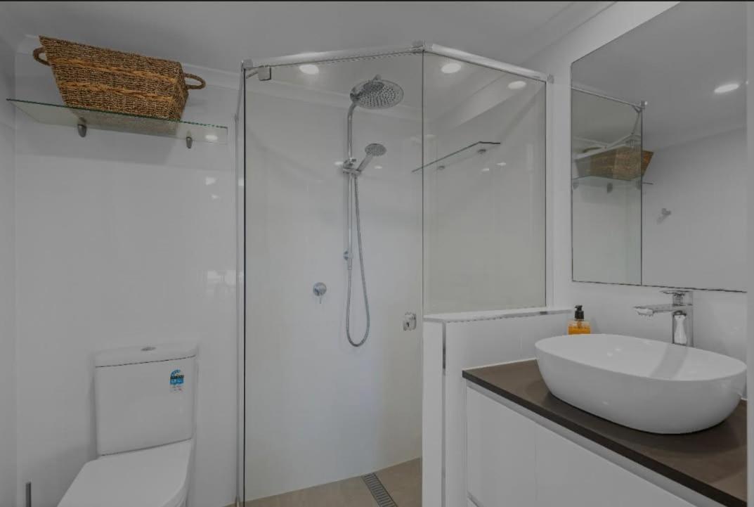 On The River Apartments Maroochydore Ngoại thất bức ảnh